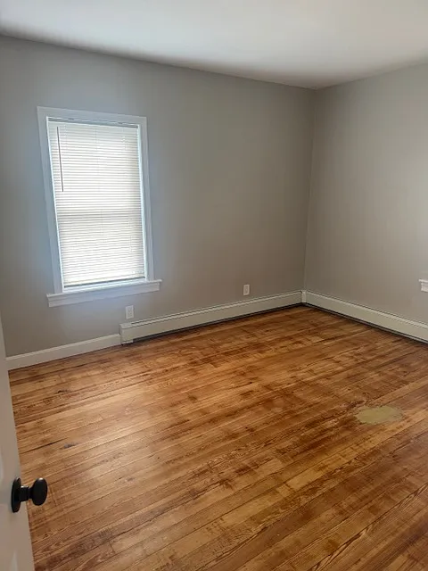 Building Photo - 8 Magnolia St #1
