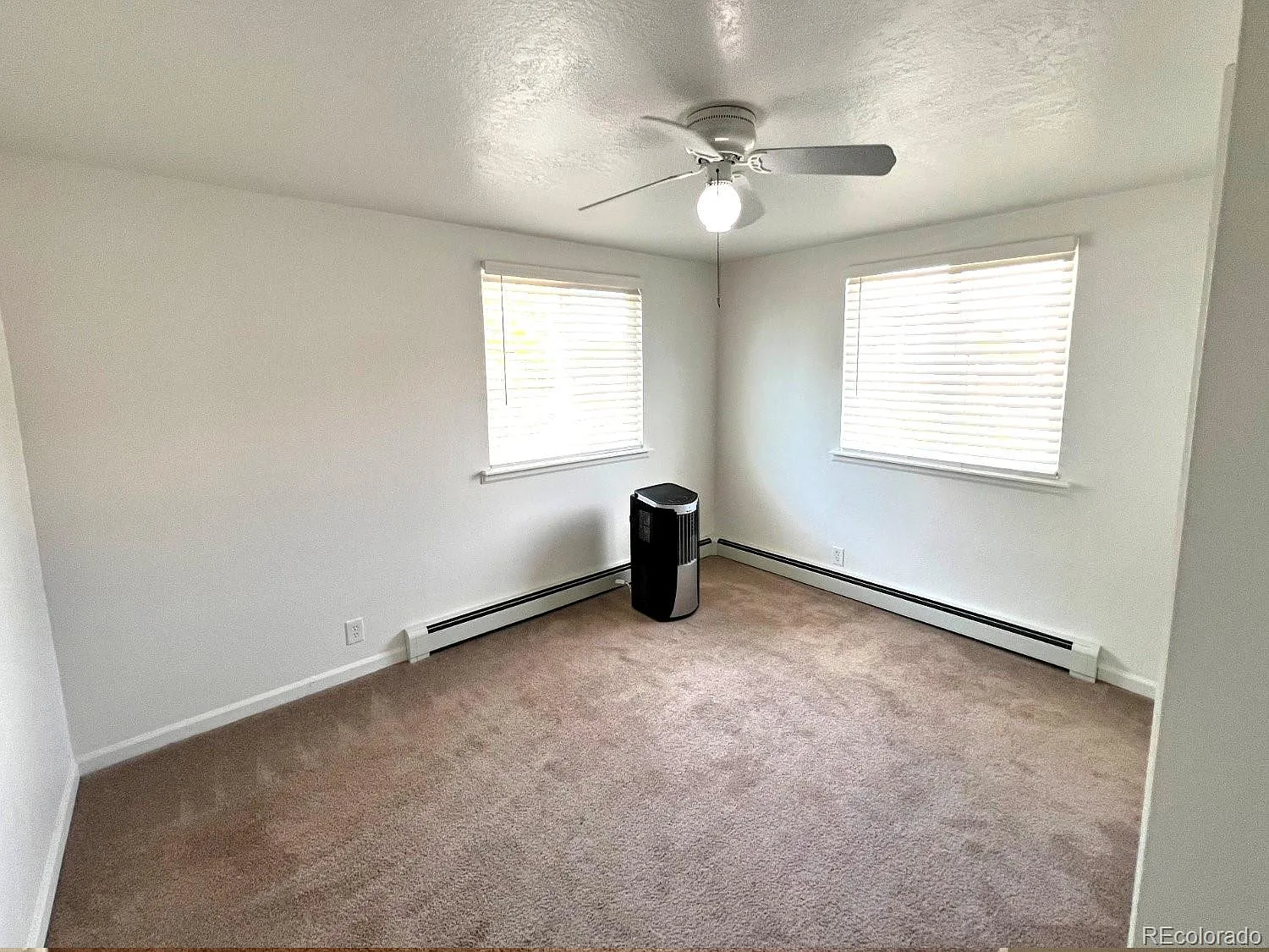 2 bed, 1.0 bath, 800 sqft, $1,400 — Photo 3