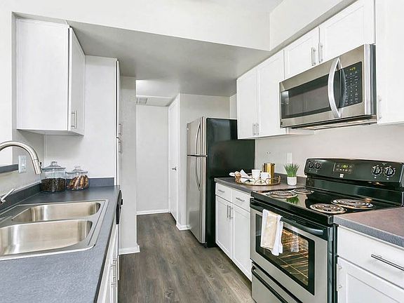 5th image of 12220 Colorado Blvd #4056281
