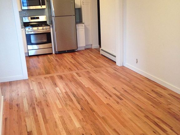 3rd image of 605 N Garden St #6075