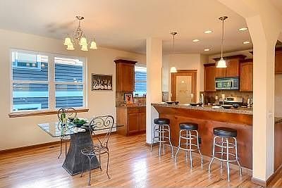 Custom Breakfast Bar