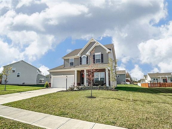 3rd image of 145 Irongate Dr