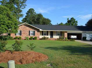 922 Trailmore Cir, Sumter, SC 29154