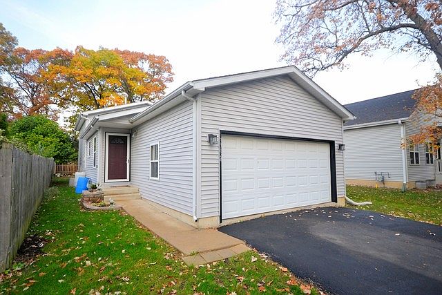 1st image of 33624 N Idlewild Dr