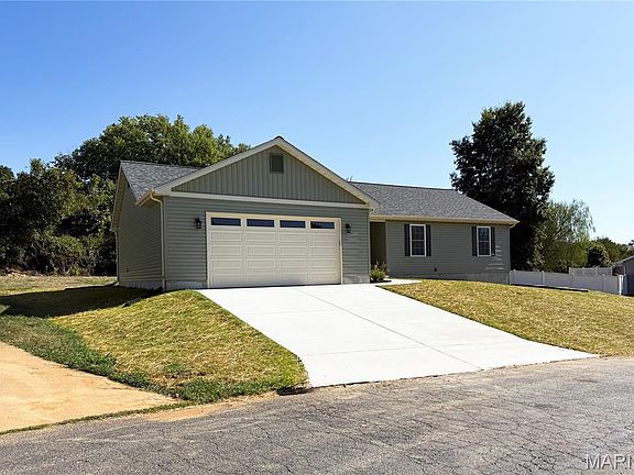 3rd image of 9645 Meadow Trl