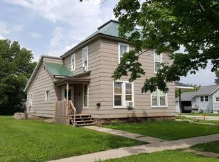 709 A Ave, Vinton, IA 52349