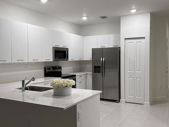 3rd image of 12613 NW 23rd Pl