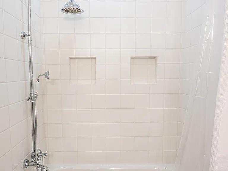 298 Sumter St #B — Photo 25