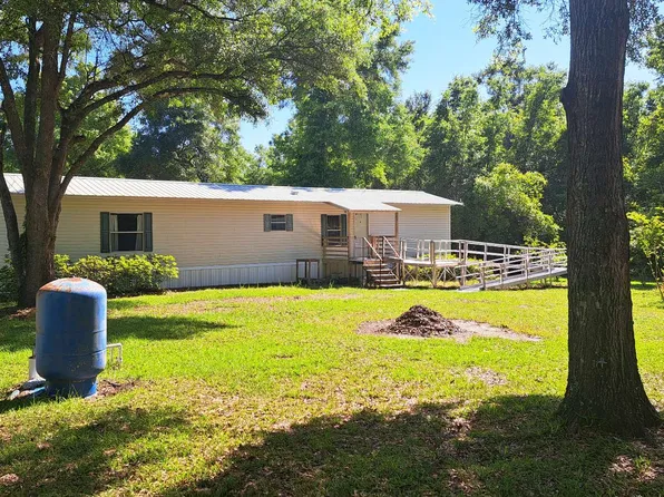 344 SW Drake Pl, Fort White, FL 32038