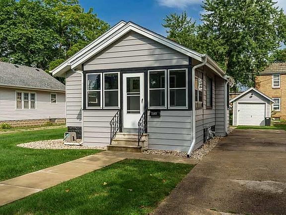 3rd image of 2305 Logan St