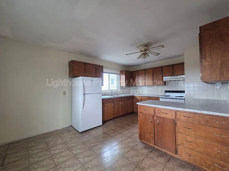 5858 Red Arrow Hwy #B4 — Photo 4