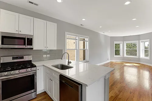 3622 W Franklin Blvd #1 Photo 1