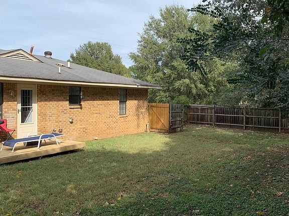 2nd image of 5747 Shannon Dr