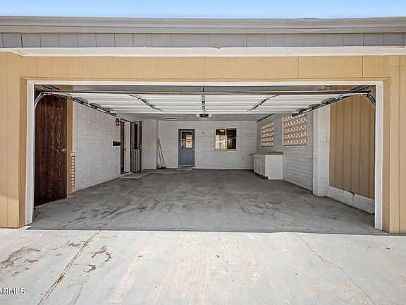 3rd image of 6252 E BILLINGS Street