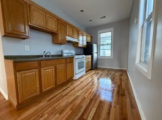 50 Gates Ave #3, Jersey City, NJ 07305