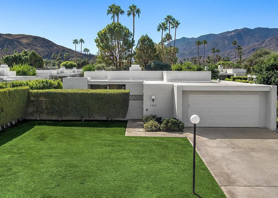 1st image of 1455 E Twin Palms Dr