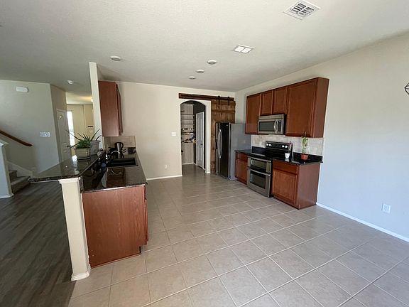 2nd image of 1029 Bruni Ct