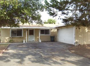 2412 Castro Ln, Bakersfield, CA 93304