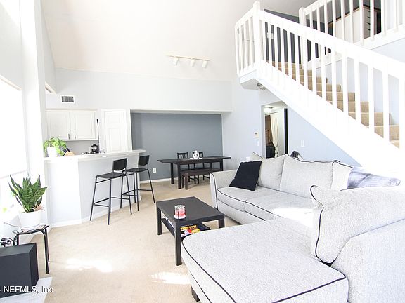 4th image of 13703 RICHMOND PARK Drive N #2308