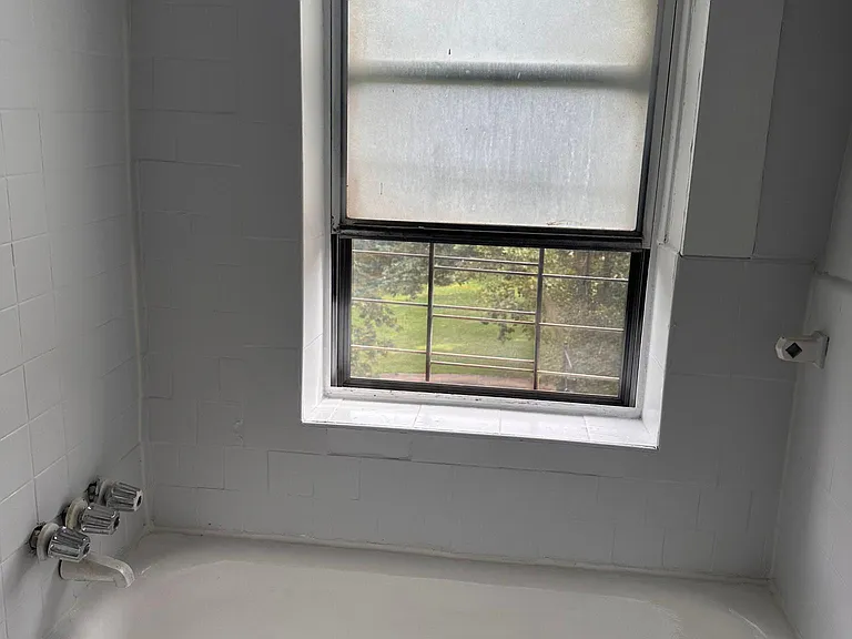 449 Elizabeth Ave #504 — Photo 6