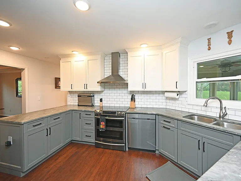 Open kitchen
