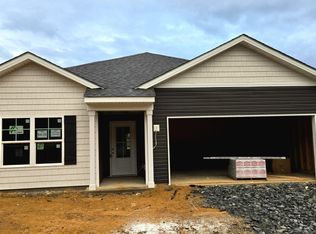 1129 Twelve Oaks Ct, Blountville, TN 37617