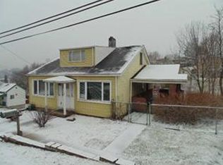 15 Colecrest St, Carnegie, PA 15106