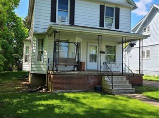 218 13th St, Elyria, OH 44035