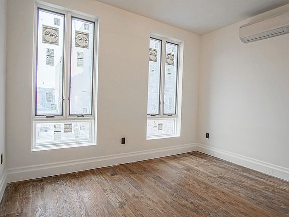 5th image of 81 Stockholm St APT 4B