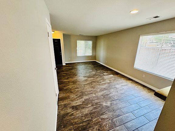 4th image of 3437 Mary Jean Ln