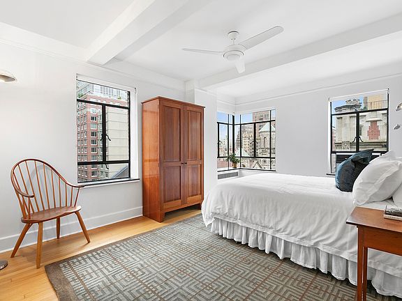 5th image of 565 W End Ave APT 10A