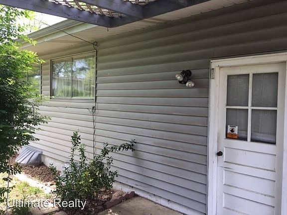 4th image of 10310 Janson Dr