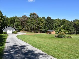 22696 Freyermuth Rd, Meadville, PA 16335