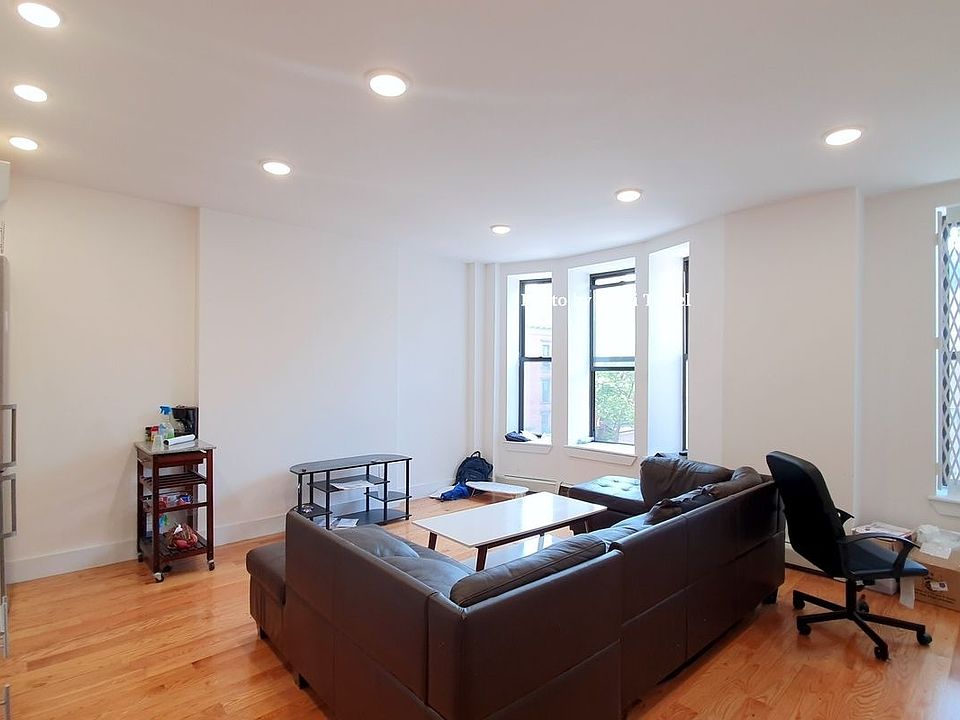 1st image of 510 Manhattan Ave #3S