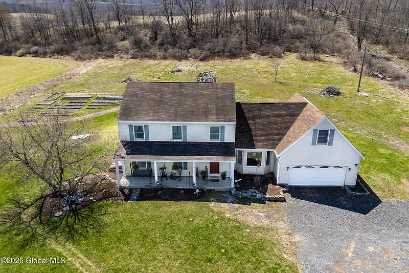 5th image of 308 Mill Road