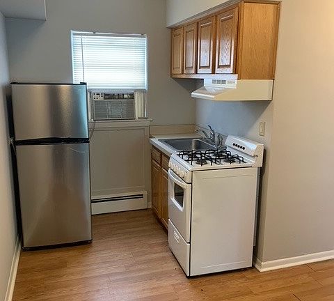 3rd image of 4525 W 95th St #108
