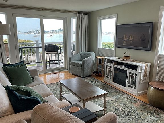 5th image of 180 Cadish Ave APT 2