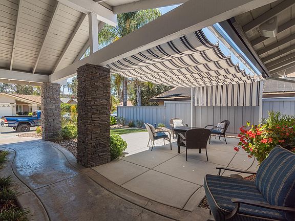 Front yard sitting area