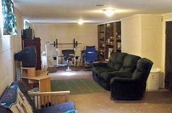5th image of 1365 Monroe St
