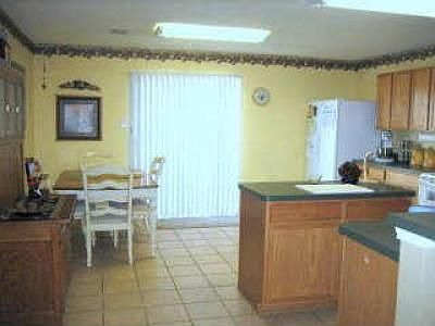3rd image of 9312 Goldenview Dr