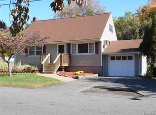 25 Grand Ave, Tappan, NY 10983