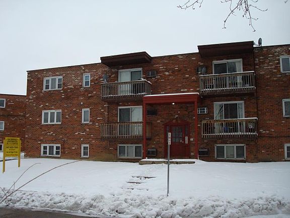 2nd image of 108 Drew Ln APT 5