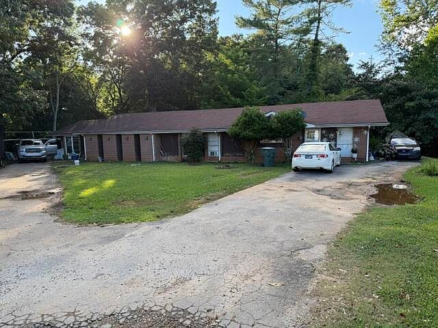 2nd image of 4719 Metro Park Ln