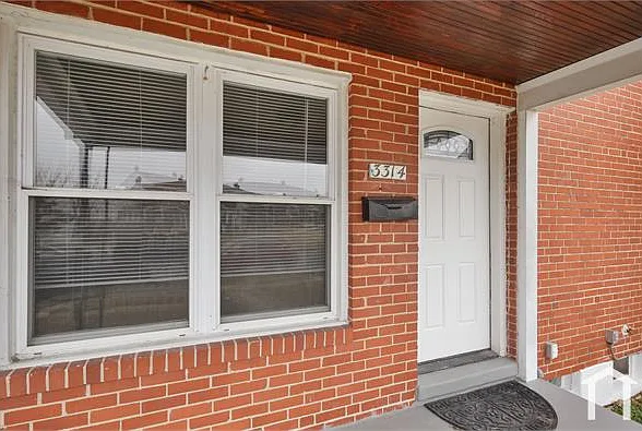 3 bed, 1258 sqft, $1,850 — Photo 2