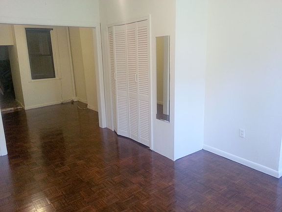 2nd image of 416 W 47th St APT 1D