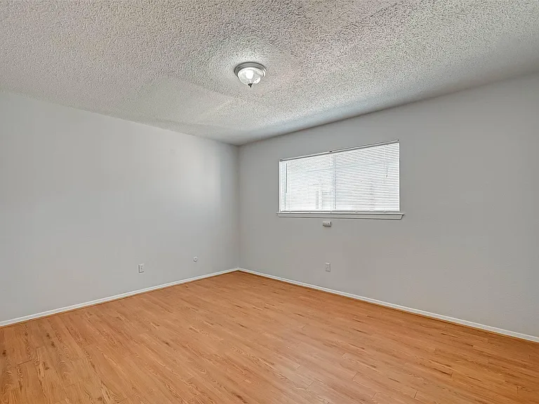7714 Renwick Dr #K113 — Photo 10