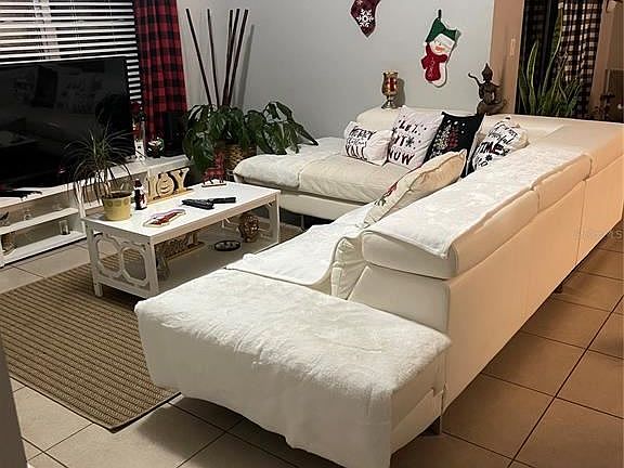 5th image of 3066R Sangria St