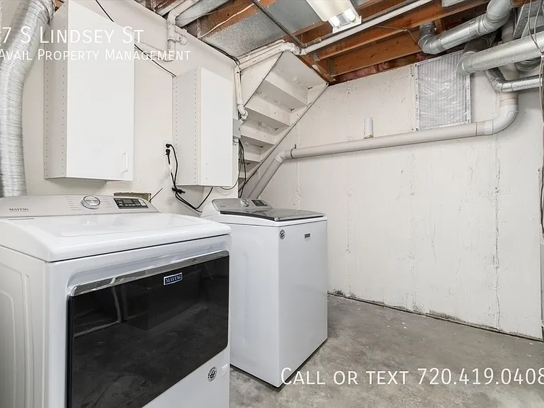 157 S Lindsey St — Photo 43