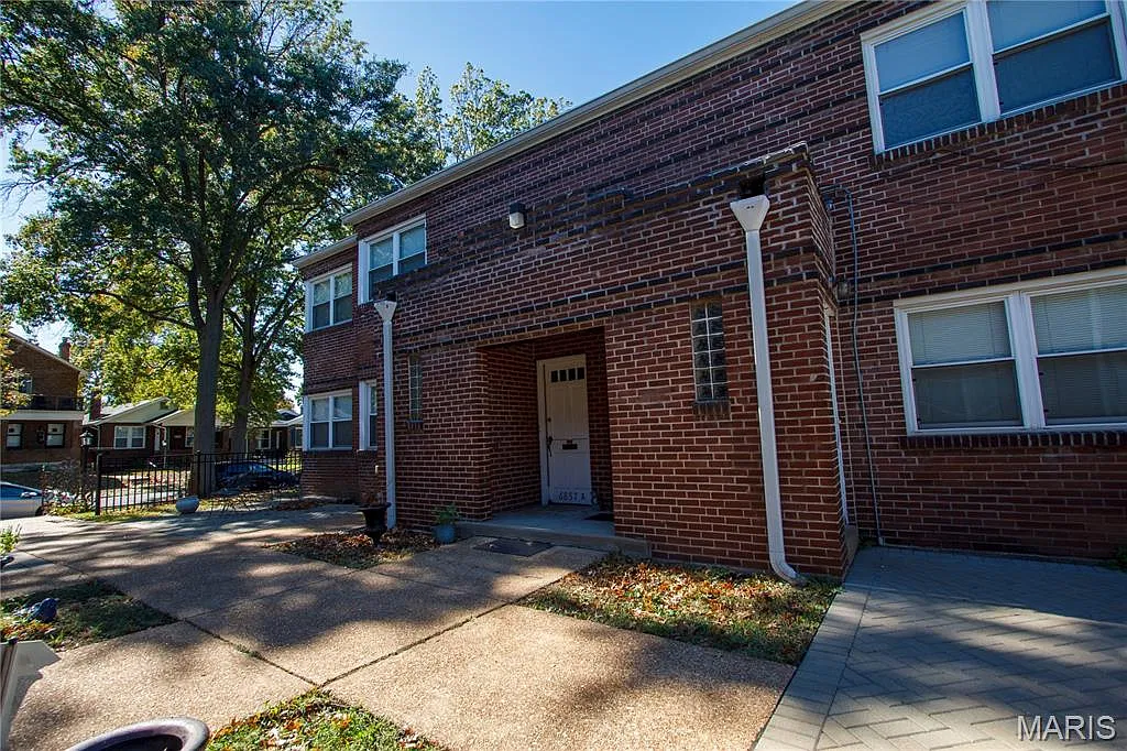 1 bed, 1.0 bath, 800 sqft, $950 — Photo 3