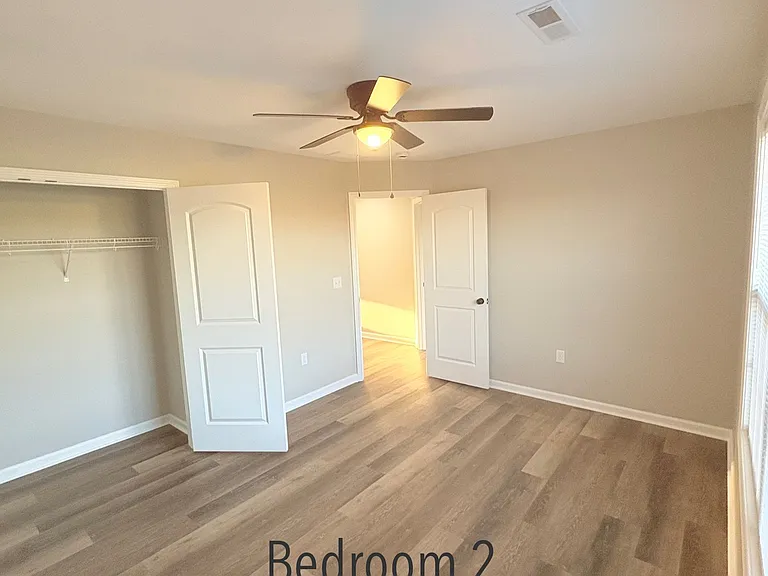 7052 Caravan Dr — Photo 10
